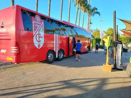 El Granada ha modificado algunos planes en Marbella tras la cancelación del choque ante el Crotone (FRAN CALVO)