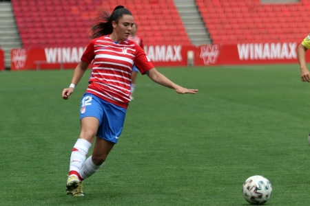Alba Pérez continuará un año más en el Granada Femenino (JOSÉ VELASCO / GRJ)