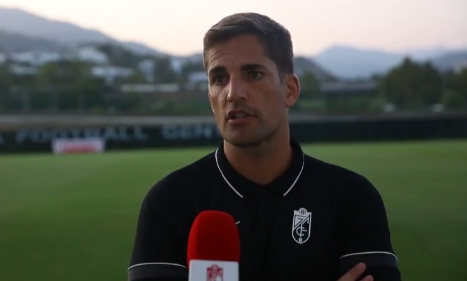 Robert Moreno, al término del encuentro ante la Balompédica Linense en el Marbella Football Center (GCF TV) Robert Moreno, al término del encuentro ante la Balompédica Linense en el Marbella Football Center (GCF TV)