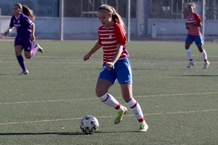 Raquel ha renovado con el Granada Femenino hasta 2022 (JOSÉ VELASCO / GRJ)