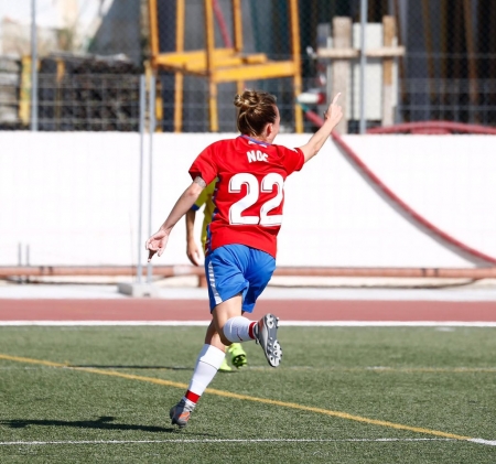 Noe Salas renueva con el Granada Femenino una temporada más (GCF FEMENINO)