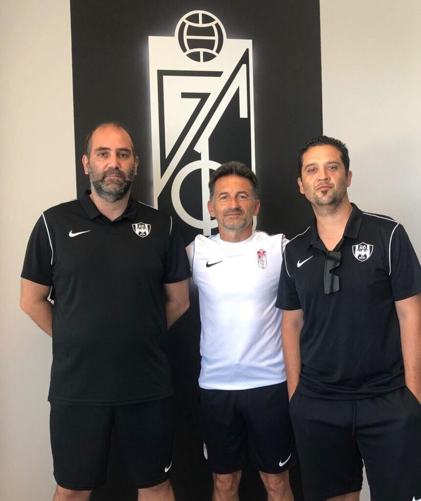 Granada CF y CF Reino de Granada han firmado un convenio de colaboración para potencia el fútbol formativo de ambos clubes (CF REINO DE GRANADA) Granada CF y CF Reino de Granada han firmado un convenio de colaboración para potencia el fútbol formativo de ambos clubes (CF REINO DE GRANADA)