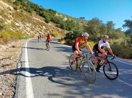 Monte en bici, celebrado ayer en Montefrío (AYTO. MONTEFRÍO) 