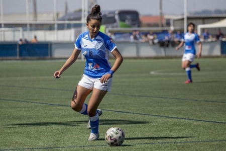 Inés Faddi se convierte en nueva centrocampista del Granada Femenino (SE AEM)