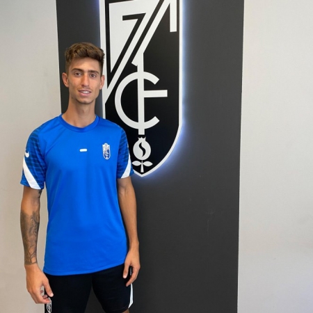 Mario Da Costa reforzará el centro del campo rojiblanco (GRANADA CF)
