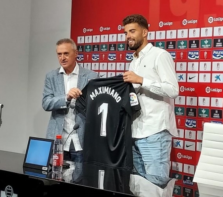 Pep Boada, durante la presentación de Luís Maximiano como nuevo jugador del Granada (FRAN CALVO)