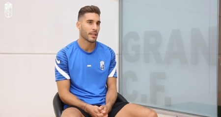 Rubén Rochina ya habla como jugador del Granada (GCF TV)