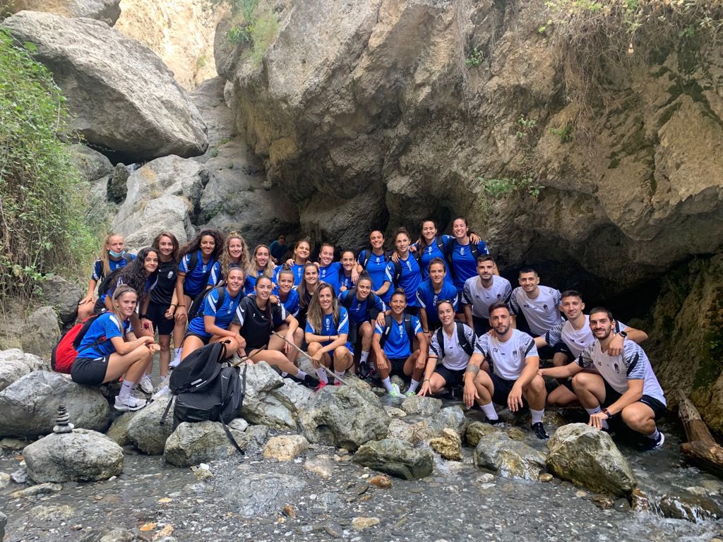 El Granada Femenino ya prepara un nuevo año en Reto Iberdrola, donde el objetivo será el ascenso de categoría (IG) El Granada Femenino ya prepara un nuevo año en Reto Iberdrola, donde el objetivo será el ascenso de categoría (IG)