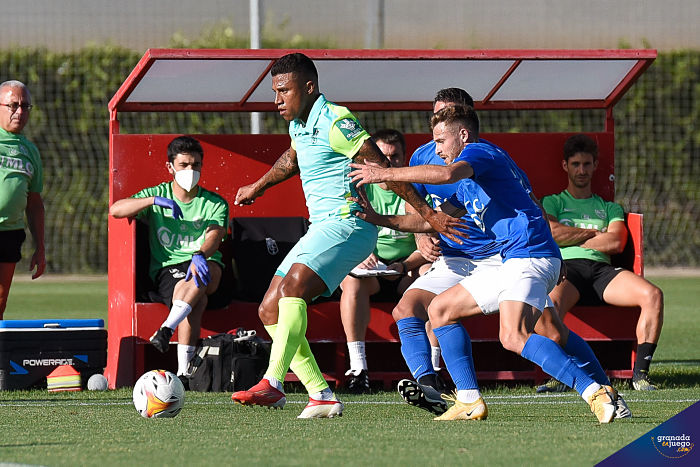Machís será baja hoy ante el Rayo Vallecano y estará fuera del verde, como mínimo, unas dos semanas (JOSÉ M. BALDOMERO) Machís será baja hoy ante el Rayo Vallecano y estará fuera del verde, como mínimo, unas dos semanas (JOSÉ M. BALDOMERO)