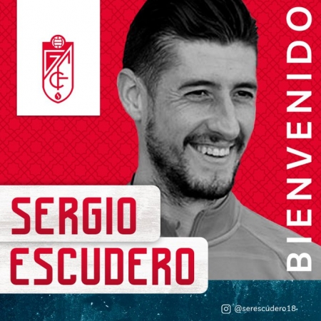 Sergio Escudero firma con el Granada CF hasta 2022 (GCF)