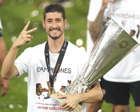Sergio Escudero será presentado mañana como nuevo jugador del Granada (SEVILLA FC)