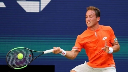 Roberto Carballés durante el partido (ATPTOUR)