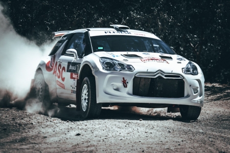 Juan de Dios Gómez y Rubén Burgos durante un tramo del Rally (RALLY CIUDAD DE GRANADA) 