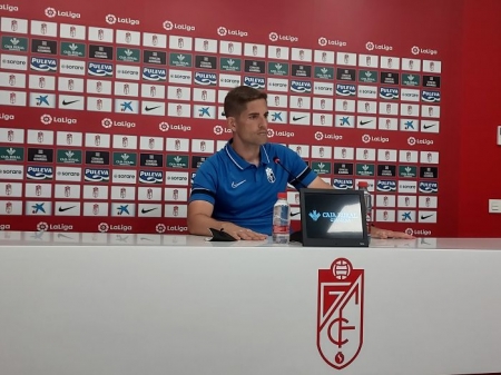 Robert Moreno, durante la comparecencia de prensa esta mañana en la Ciudad Deportiva (FRAN CALVO)