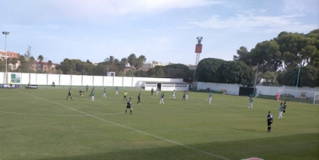 El Huétor Vega se trajo un punto de Torremolinos (CD HUÉTOR VEGA) 