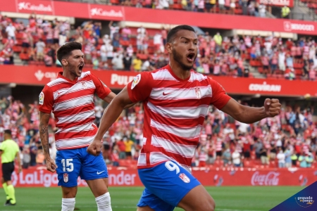 El Granada buscará ante el Betis su primera victoria del curso doméstico (JOSÉ M. BALDOMERO)