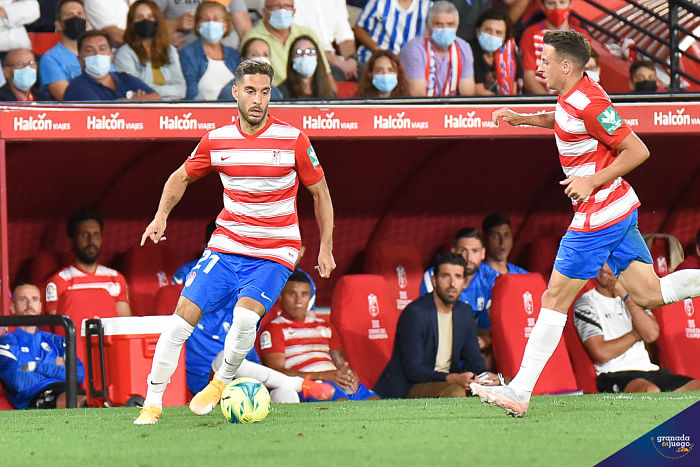 El Granada se ha dejado tres puntos en los últimos minutos durante este inicio de liga (JOSÉ M. BALDOMERO) El Granada se ha dejado tres puntos en los últimos minutos durante este inicio de liga (JOSÉ M. BALDOMERO)