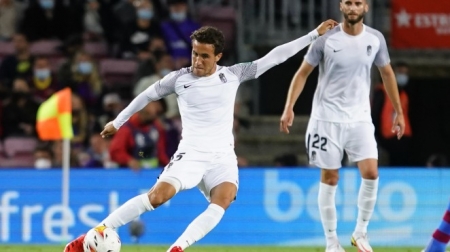 Luis Milla, durante el partido en el Camp Nou (PEPE VILLOSLADA / GCF)