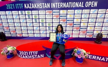 Nath Kaushani plata en dobles femeninos del ITTF Kazakhstan Open (CTM VEGAS DEL GENIL)