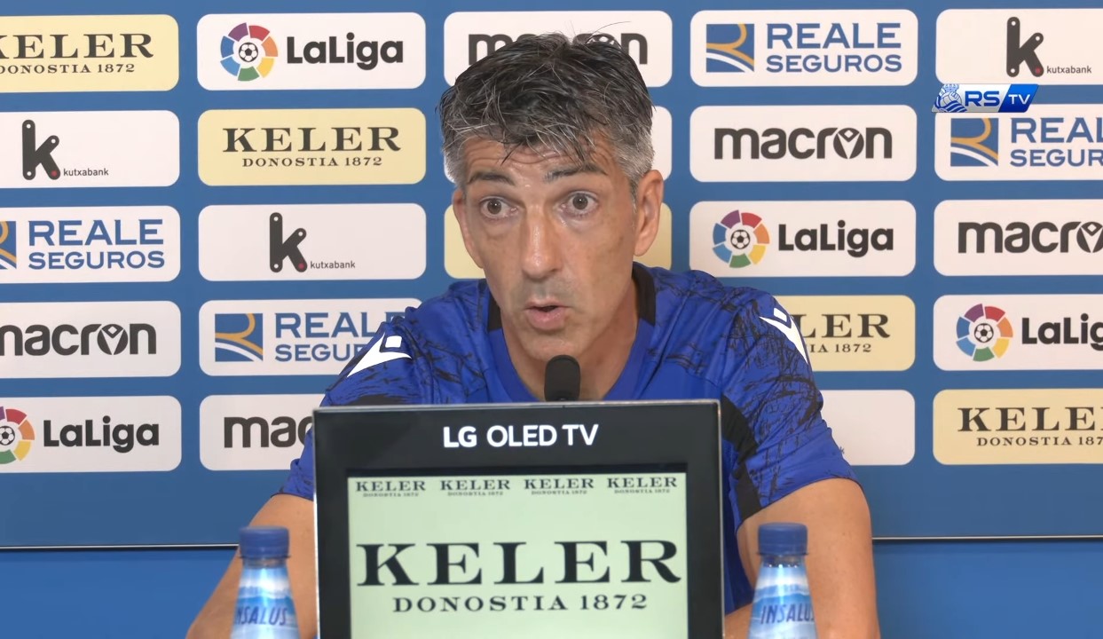 Imanol Alguacil, entrenador de la Real Sociedad, durante la rueda de prensa previa al partido contra el Granada (REAL SOCIEDAD TV) Imanol Alguacil, entrenador de la Real Sociedad, durante la rueda de prensa previa al partido contra el Granada (REAL SOCIEDAD TV)