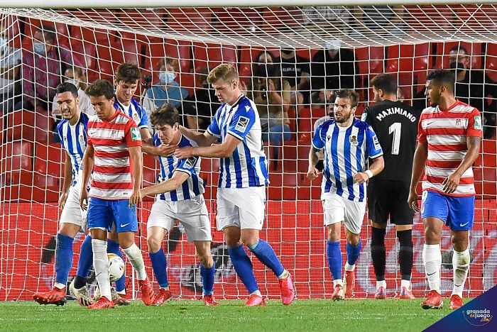 La Real Sociedad remontó en `Los Cármenes` y puso fin a una racha que duraba más de ocho años (JOSÉ M. BALDOMERO) La Real Sociedad remontó en `Los Cármenes` y puso fin a una racha que duraba más de ocho años (JOSÉ M. BALDOMERO)