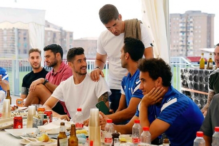 Imagen del almuerzo del Granada CF hoy en la Ciudad Deportiva (GCF)