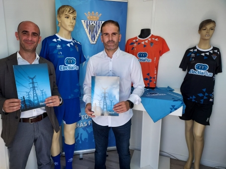 El Maracena presentó sus nuevas equipaciones de la temporada 2021/22 (UD MARACENA)