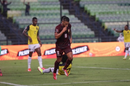 Machís celebra su gol ante Ecuador con Venezuela (SELECCIÓN VENEZUELA)