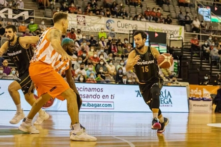 El Coviran Granada cayó derrotado ante Leyma Coruña (JOSÉ VELASCO) 