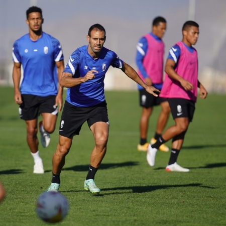 Imagen del entrenamiento en la Ciudad Deportiva (PEPE VILLOSLADA / GCF)