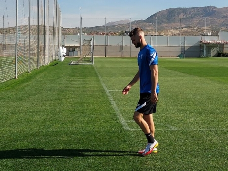 Domingos Duarte, durante un entrenamiento anterior a la lesión (FRAN CALVO)