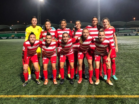 Once inicial del Granada Femenino en la Ciudad Deportiva `Luis del Sol` para medirse al Betis (GCF FEMENINO)