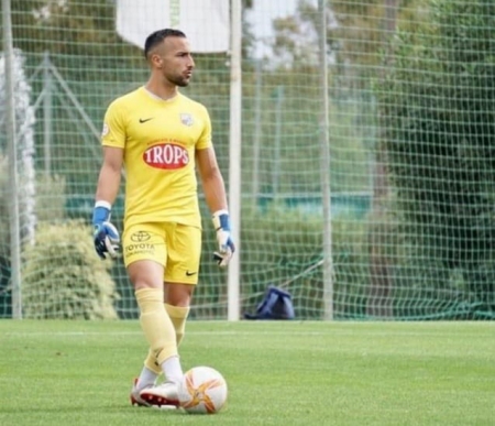 Jorge Sánchez durante el partido que disputó el Motril en Marbella (CF MOTRIL)