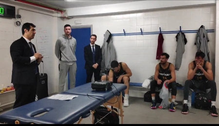 Pablo Pin en el vestuario tras la victoria ante Palencia (FUNDACION-CBG) 