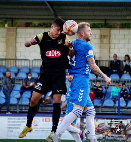 El CF Motril consiguió un trabajado triunfo ante el Alhaurín de la Torre (CF MOTRIL) 