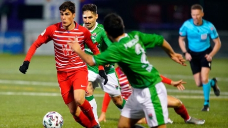 Soro, durante el San Juan - Granada de la primera eliminatoria de Copa del curso pasado (PEPE VILLOSLADA / GCF)