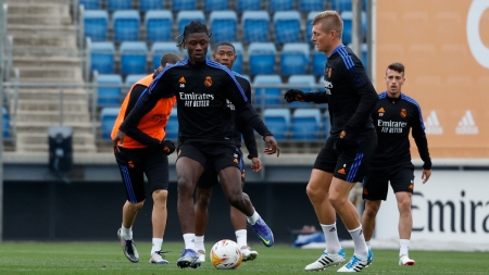 Imagen del último entrenamiento del Real Madrid antes de emprendes el viaje hacia Granada (REAL MADRID)