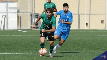 Paco Ariza deja ha sido el jugador más destacado del Huétor Vega (JOSÉ M. BALDOMERO / ARCHIVO) 