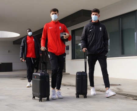 Robert Moreno ha contado con varios jugadores del filial para completar la convocatoria frente al Athletic (PEPE VILLOSLADA / GCF)