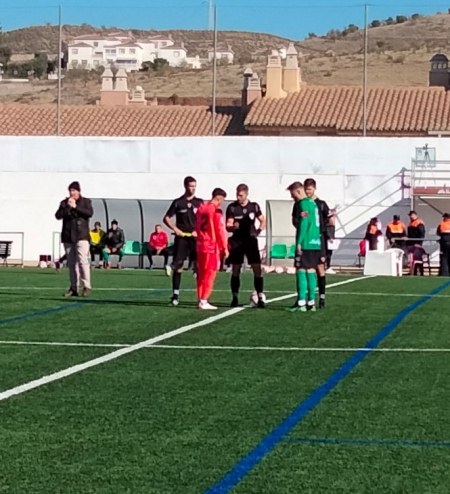 El Atlético Malagueño se llevó los puntos de `Las Viñas`