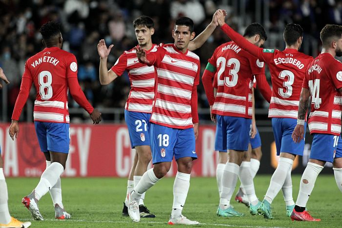 El Granada consiguió en el `Heliodoro` ante el Laguna la segunda mayor goleada a domicilio de su historia (PEPE VILLOSLADA / GCF) El Granada consiguió en el `Heliodoro` ante el Laguna la segunda mayor goleada a domicilio de su historia (PEPE VILLOSLADA / GCF)