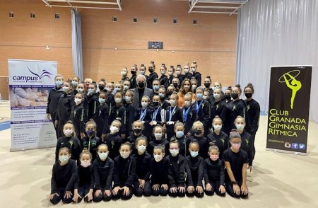 José Antonio Huertas ha visitado el Club Granada de Gimnasia Rítmica (AYTO. GRANADA)