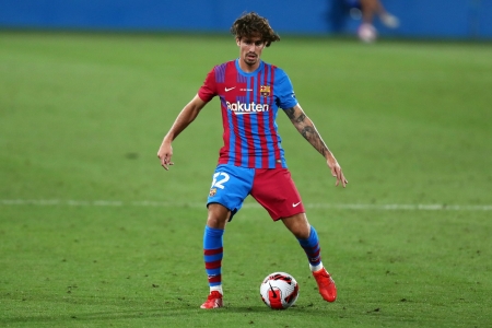 Álex Collado, durante un amistoso con el Barcelona este verano (GETTY IMAGES)