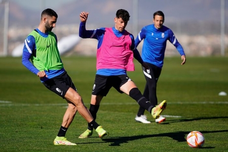 El Granada está obligado a ganar en Mancha Real para seguir avanzando en Copa (PEPE VILLOSLADA / GCF)
