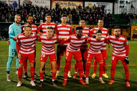 Once inicial del Granada en Mancha Real (PEPE VILLOSLADA / GCF)