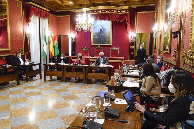 Comisión de Deportes del Ayuntamiento de Granada (AYUNTAMIENTO) 