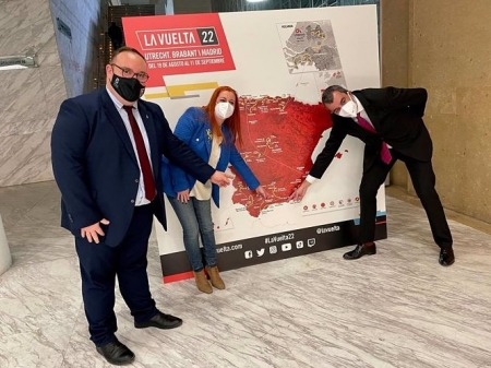 Presentación del paso por Granada de la Vuelta Ciclista 2022 (DIPUTACIÓN) 