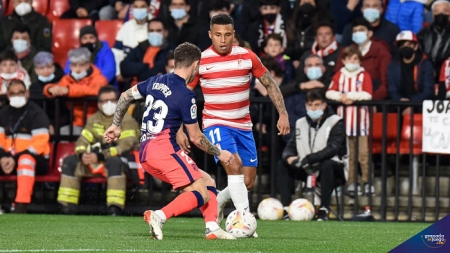 Machis anotó el gol del empate contra el Atlético de Madrid (JOSÉ M. BALDOMERO)