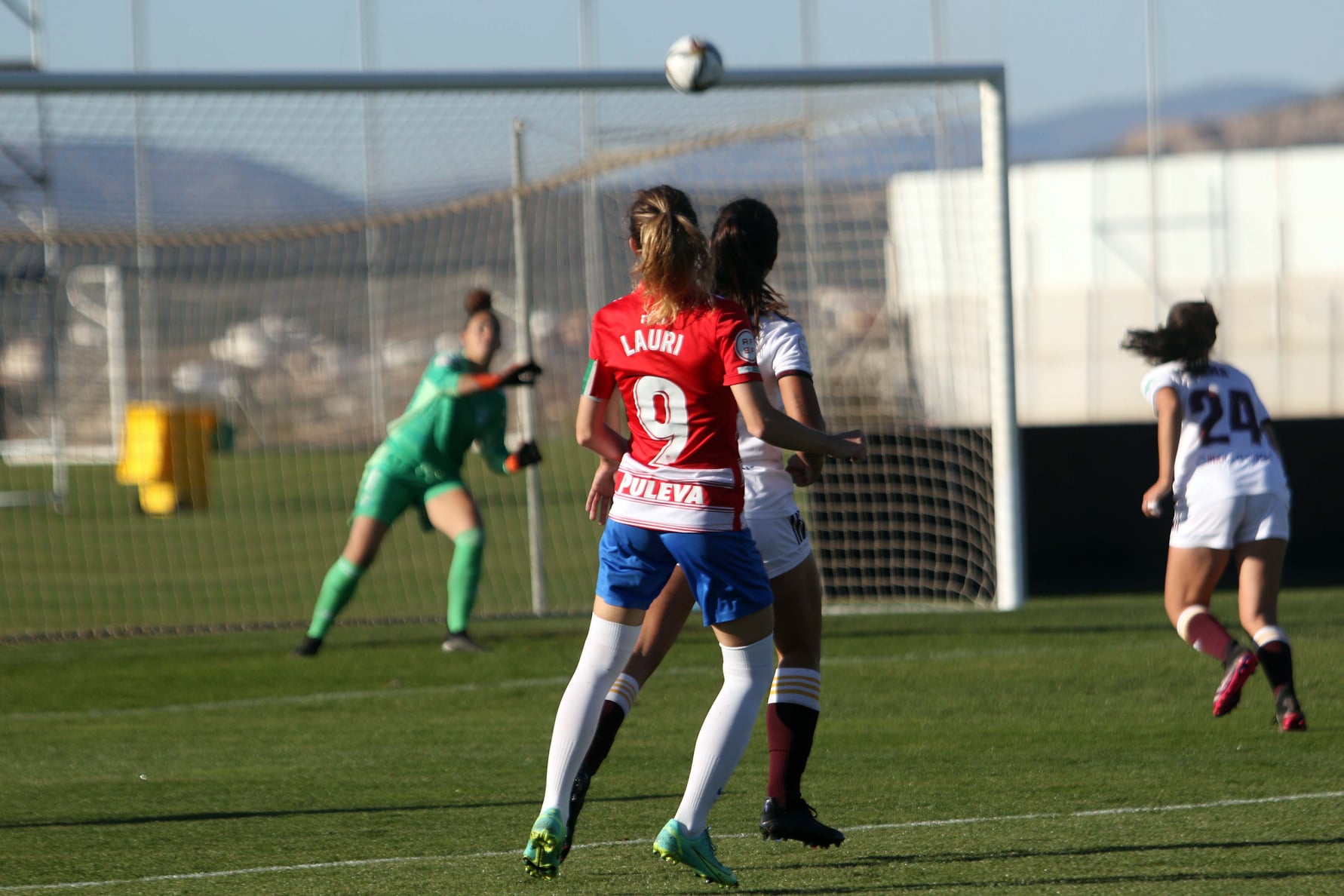 Lauri ha sido la máxima goleadora del Granada Femenino en 2021 con nueve tantos (JOSÉ VELASCO / GRJ) Lauri ha sido la máxima goleadora del Granada Femenino en 2021 con nueve tantos (JOSÉ VELASCO / GRJ)