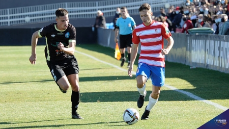Bryan Zaragoza, durante un partido con el Recreativo Granada ante El Ejido (GRJ)